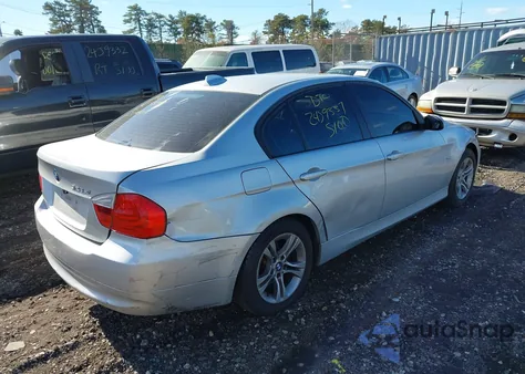 2008 BMW 328Xi из США, поврежденный, VIN WBAVC93548K042645